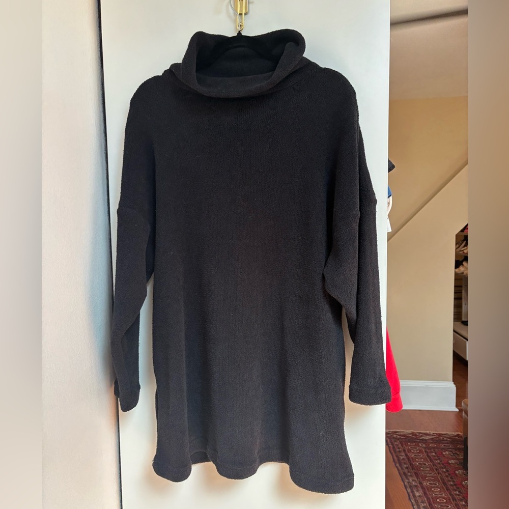 Free People Oversized Black Cowl Neck Sweater w pockets